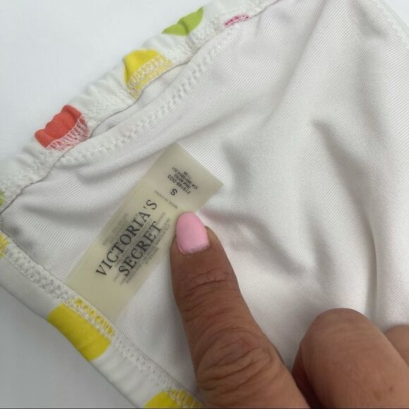 Victoria's Secret Polka Bikini Top Size Small - Picture 9 of 13